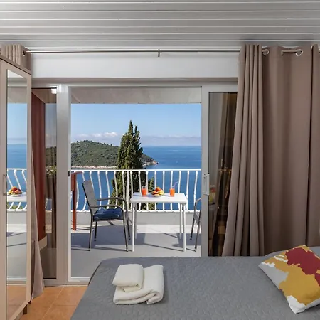 Agneza - One Bedroom With Terrace Ragusa