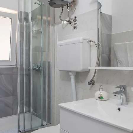 Agneza - One Bedroom With Terrace Appartement